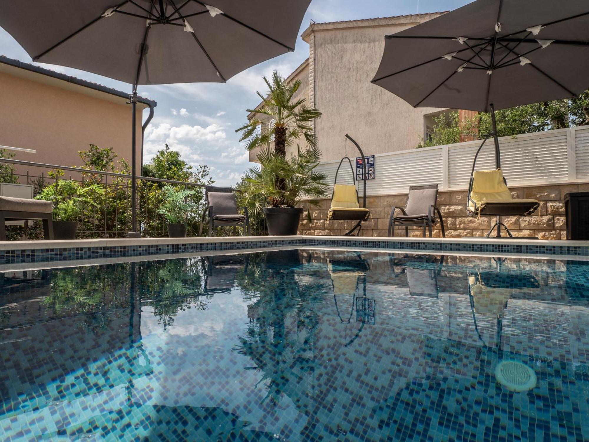 Villa Sirenis Трогир Экстерьер фото